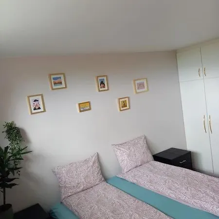 Apartment þorsmoerk Farm 12 Min From Akureyri
